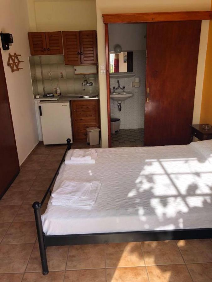 Villa Koula Batsi  Ngoại thất bức ảnh
